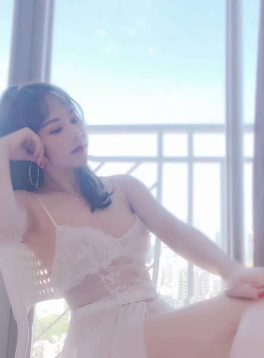 南山朵朵-颜值在线